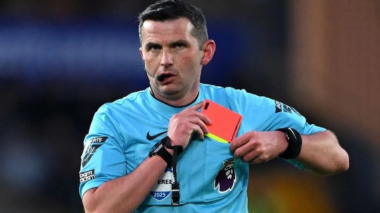 مايكل أوليفر حكمًا لمواجهة ريال مدريد وبايرن ميونخ في دوري الأبطال